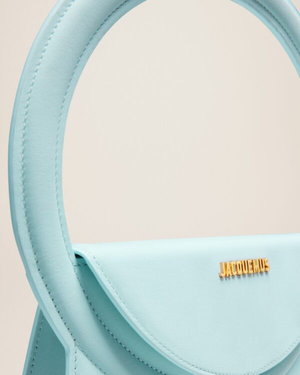 23E221BA015-3088-310_13.jpg Jacquemus Le sac Rond Circle purse.