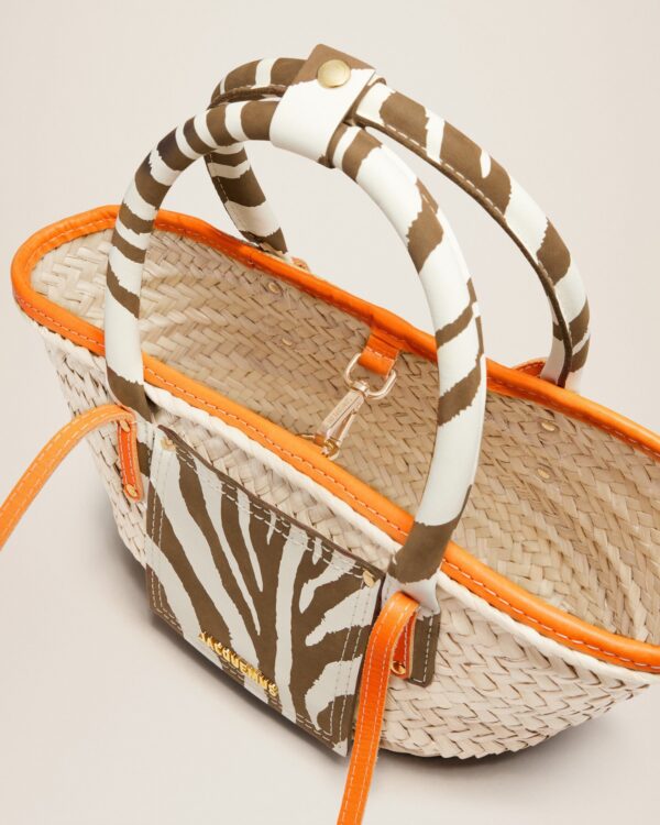 23E223BA044-3066-8AJ_15.jpg Jacquemus Le petit panier Soli Beach basket bag