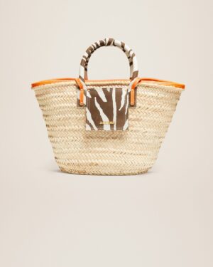 23E223BA045-3066-8AJ_10.jpg Jacquemus Le panier Soli Beach basket bag.