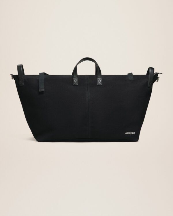 23E225BA023-3029-990_1_main.jpg Jacquemus Le sac à linge Weekender bag.