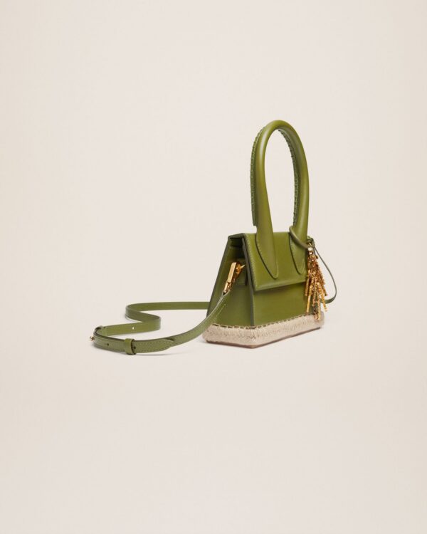 23E231BA046-3100-560_11.jpg Jacquemus Le Chiquito moyen Cordao Espadrille signature handbag.