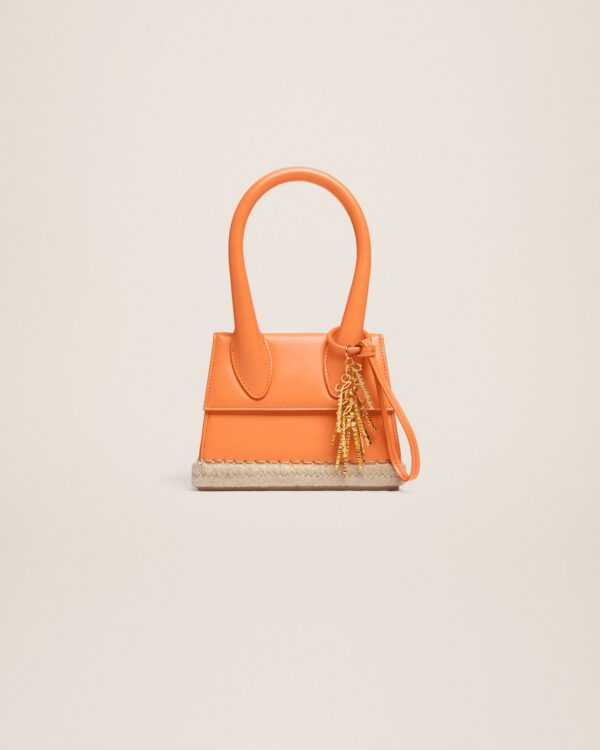 23E231BA046-3100-750_1.jpg Jacquemus Le Chiquito moyen Cordao Espadrille signature handbag.