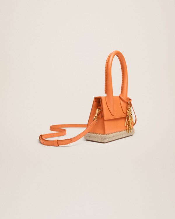 23E231BA046-3100-750_11.jpg Jacquemus Le Chiquito moyen Cordao Espadrille signature handbag.