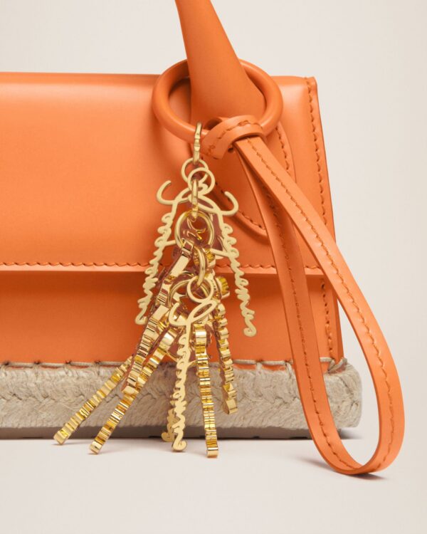 23E231BA047-3100-750_13.jpg Jacquemus Le Chiquito long Cordao Espadrille signature handbag.