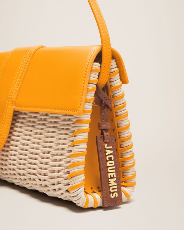 23E231BA050-3108-290_13.jpg Jacquemus Le Bambino long Osier Wicker flap bag