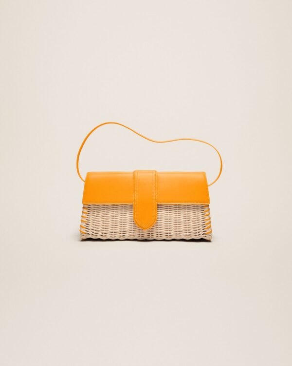 23E231BA050-3108-290_1_main.jpg Jacquemus Le Bambino long Osier Wicker flap bag