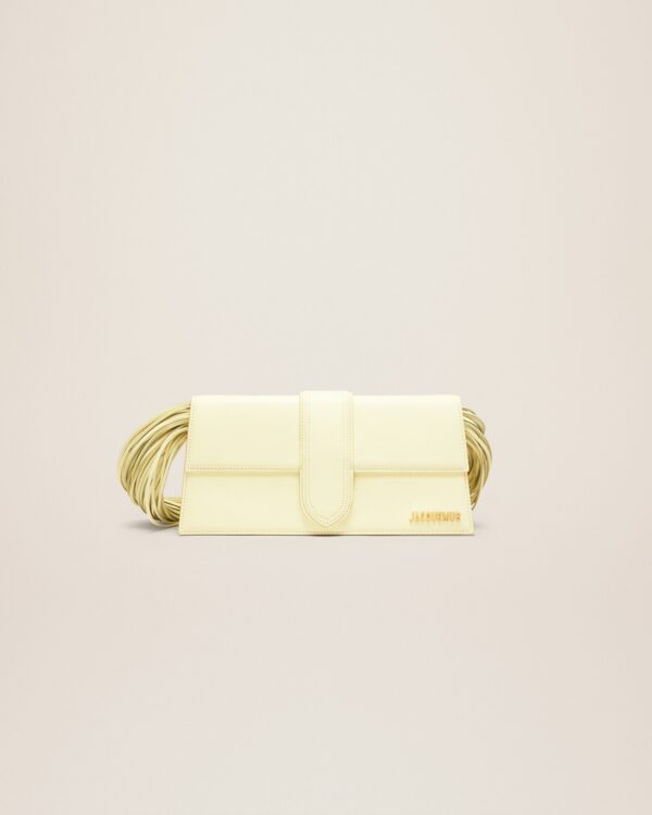 23E231BA051-3108-210_1_main.jpg Jacquemus Le Bambino long Ficiu Strand strap flap bag.