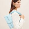 23E231BA051-3108-320_10-scaled-1.jpg Jacquemus Le Bambino long Ficiu Strand strap flap bag