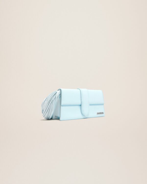 23E231BA051-3108-320_11.jpg Jacquemus Le Bambino long Ficiu Strand strap flap bag
