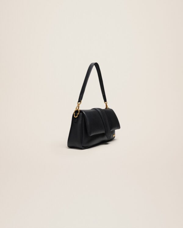 23E231BA052-3073-990_11.jpg Jacquemus Le Bambimou Puffed flap bag.