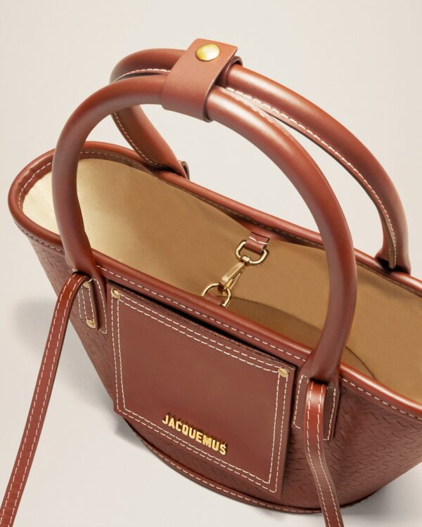 Jacquemus Le petit panier Soli cuir  Mini leather beach basket bag.