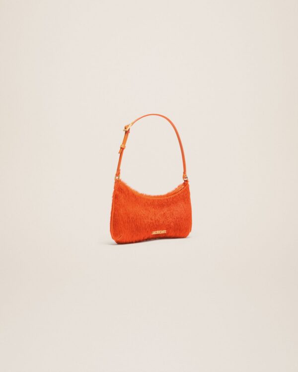 23E231BA056-3112-750_11.jpg Jacquemus Le Bisou Pony-hair shoulder bag.