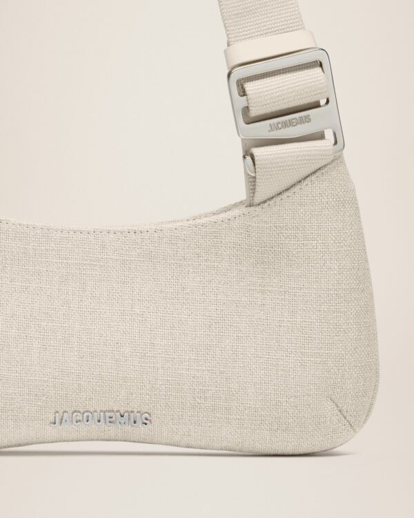 23E231BA060-3115-145_13.jpg Jacquemus Le Bisou Gros Grain Buckled shoulder bag.