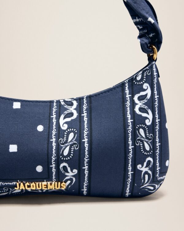 Jacquemus Le Bisou Bandana  Bandana shoulder bag.
