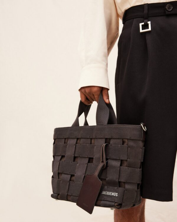 23E235BA084-3123-880_10-scaled-1.jpg Jacquemus Le cabas Gros Grain Grosgrain tote bag.