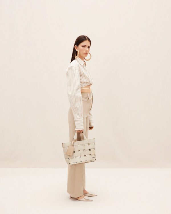 23E235BA084-3124-140_10-scaled-1.jpg Jacquemus Le cabas Gros Grain Grosgrain tote bag.