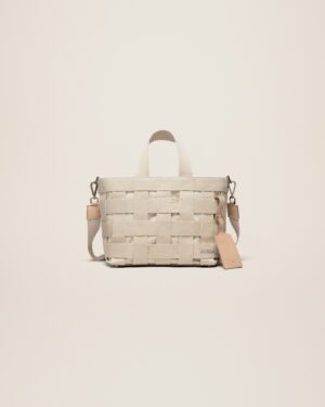 23E235BA084-3124-140_1_main.jpg Jacquemus Le cabas Gros Grain Grosgrain tote bag.