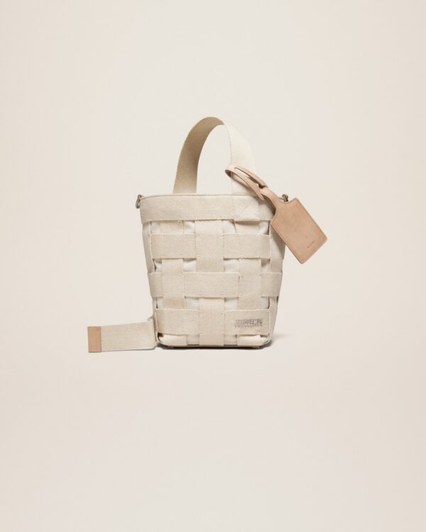23E235BA086-3124-140_1_main.jpg Jacquemus Le seau Gros Grain Utility bucket bag.