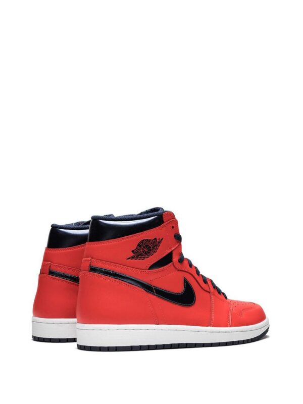 13157824_21516335_1000_a03cc812-4e6e-4825-ad94-e7ad0312a3af.jpg Jordan Air Jordan 1 Retro High OG "David Letterman" sneakers