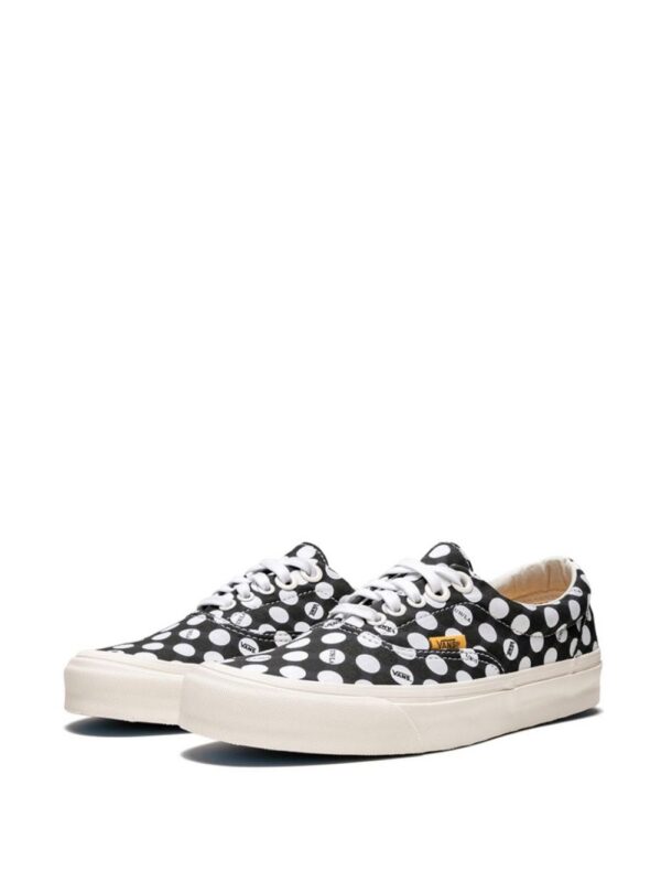 13678578_21608332_1000_1.jpg Vans OG Era LX sneakers
