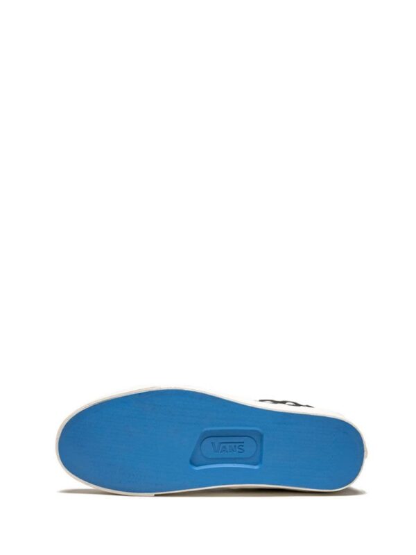 13678578_21608342_1000_1.jpg Vans OG Era LX sneakers