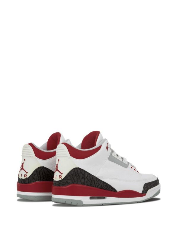 14243964_20412621_1000.jpg Jordan Air Jordan 3 Retro "Fire Red" sneakers