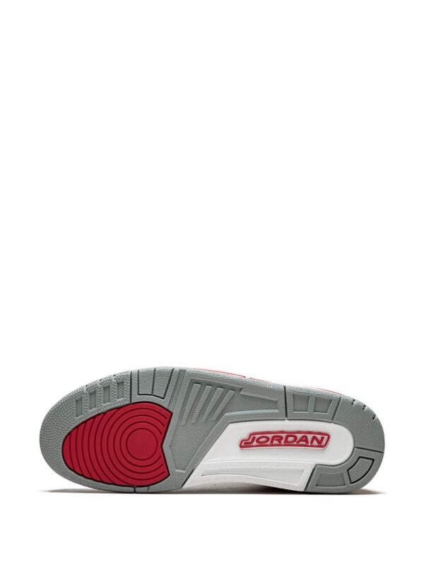 14243964_20412622_1000.jpg Jordan Air Jordan 3 Retro "Fire Red" sneakers