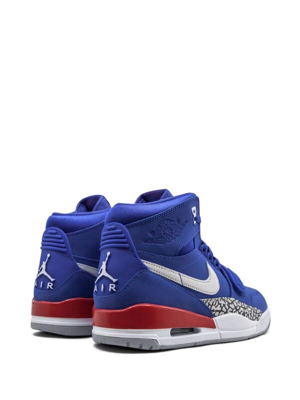 14613629_22542040_1000.jpg Jordan Legacy 312 high-top sneakers