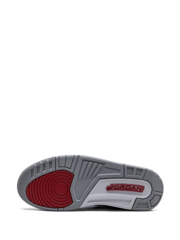 14613629_22542041_1000.jpg Jordan Legacy 312 high-top sneakers