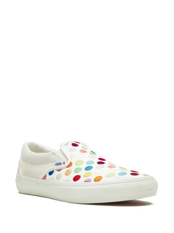 14922617_24516814_1000.jpg Vans x Damien Hirst Classic Slip-On sneakers