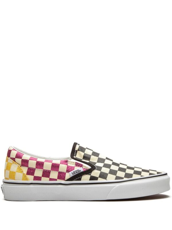 15823048_29034080_1000.jpg Vans Classic Slip-On sneakers