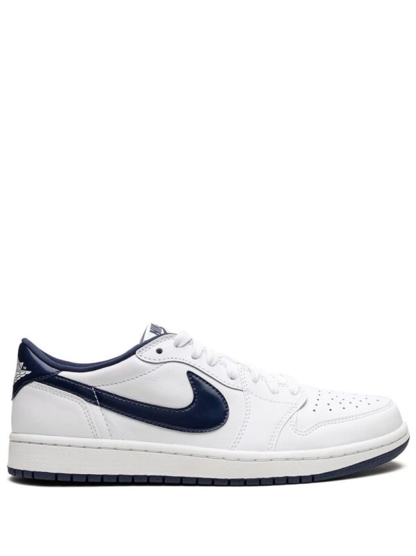 15944839_50379446_1000.jpg Jordan Air Jordan 1 Retro Low OG "Midnight Navy" sneakers