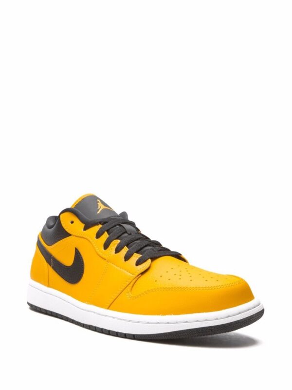 16500131_38711521_1000.jpg Jordan Air Jordan 1 Low "University Gold/Black" sneakers