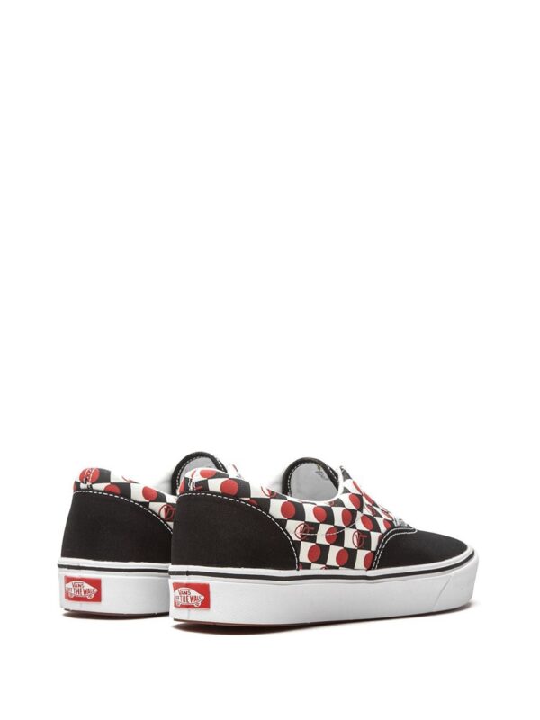 16555631_32291332_1000.jpg Vans Comfycush Era "Drop V Check" sneakers