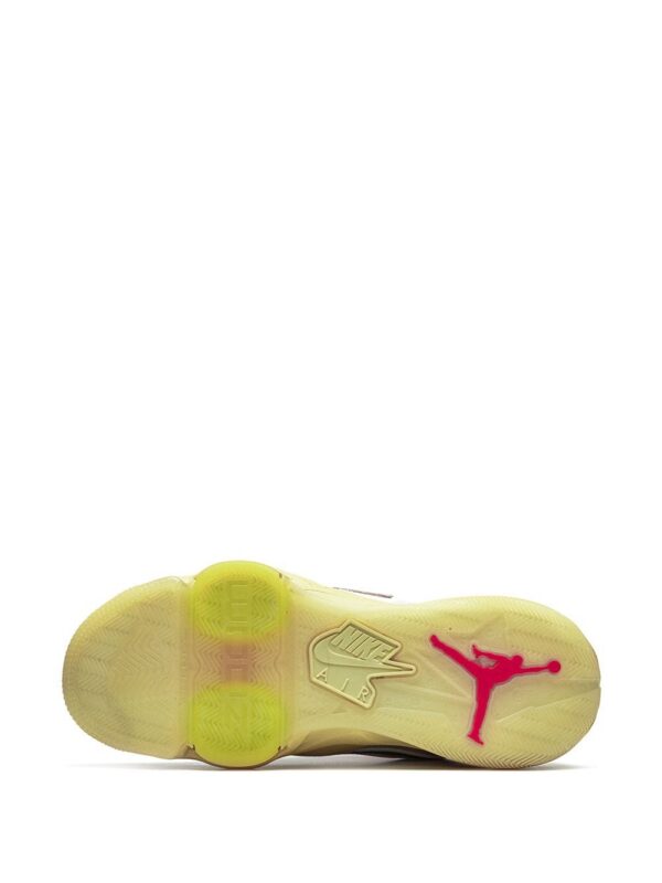 16576057_32312831_1000_8b0ba8f6-6377-4c8b-b9ff-a610a68653a2.jpg Jordan Zoom 92 "Union - Guava Ice" sneakers