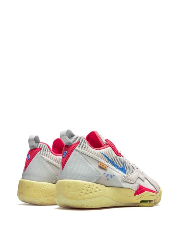16576057_32315188_1000_22682f11-9c27-45ef-ab8f-9e6559549564.jpg Jordan Zoom 92 "Union - Guava Ice" sneakers
