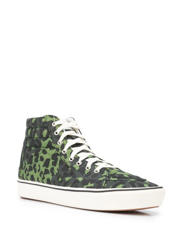 17009617_34264956_1000.jpg Vans Comfycush Sk8-Hi sneakers