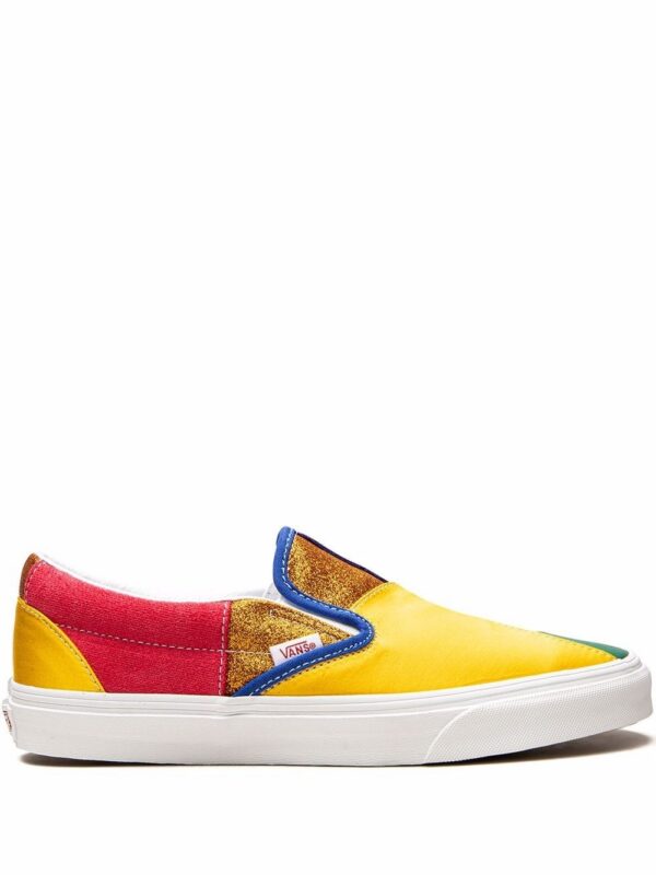 17808692_37477269_1000.jpg Vans Classic Slip-On "Pride" sneakers