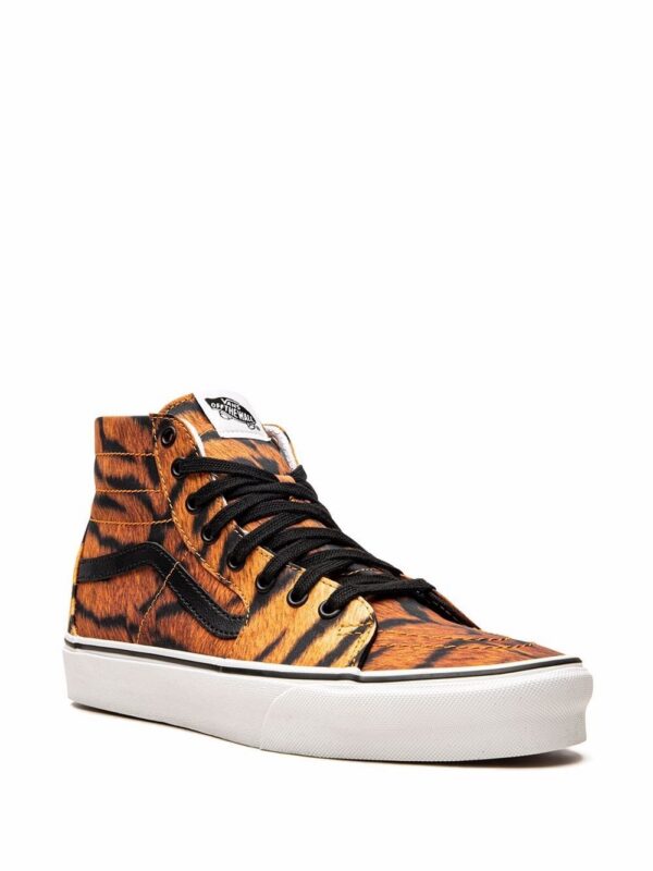 17942397_37991157_1000.jpg Vans Sk8 Hi Tiger sneakers