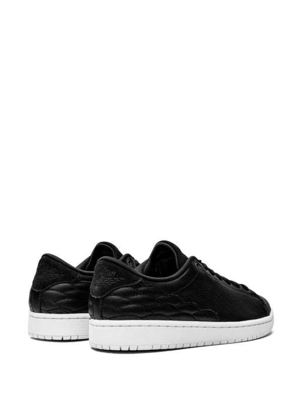 18249233_38984816_1000.jpg Jordan Jordan 1 Centre Court "Black/Black/White" sneakers
