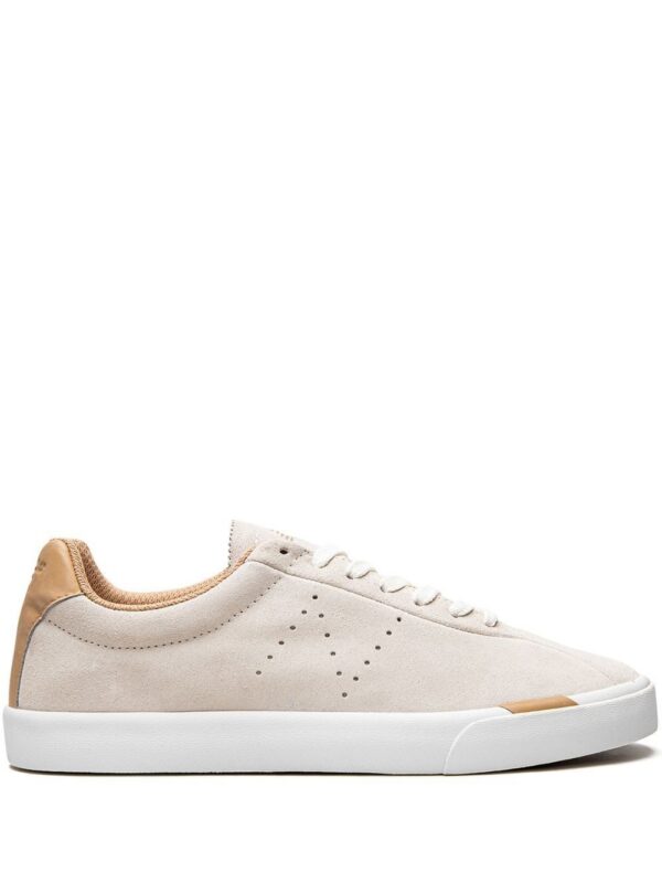18612913_40417166_1000.jpg New Balance Numeric 22 low-top sneakers