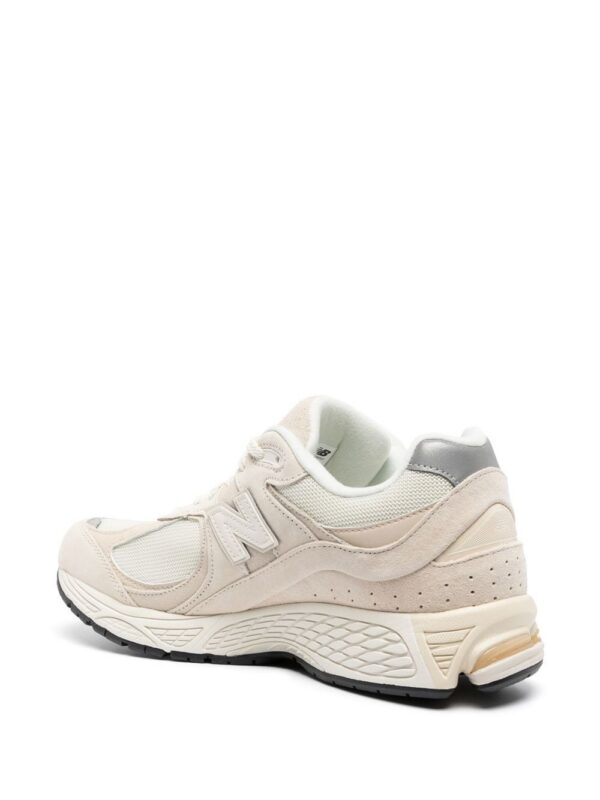 18946895_42081689_1000.jpg New Balance 2002 Rcc low-top sneakers