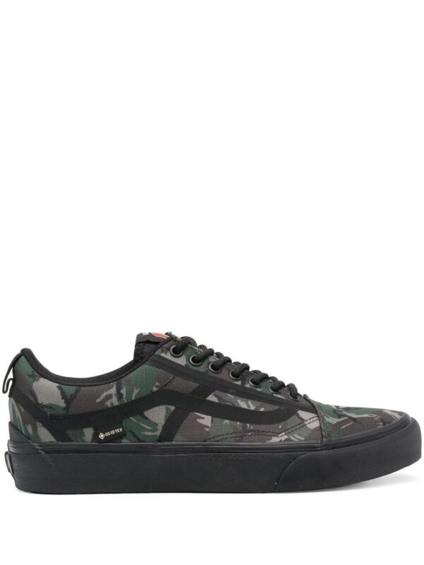 19241872_42383486_1000.jpg Vans camouflage-print low-top sneakers