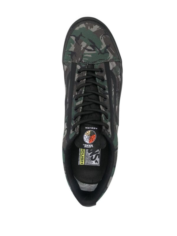 19241872_42384255_1000.jpg Vans camouflage-print low-top sneakers