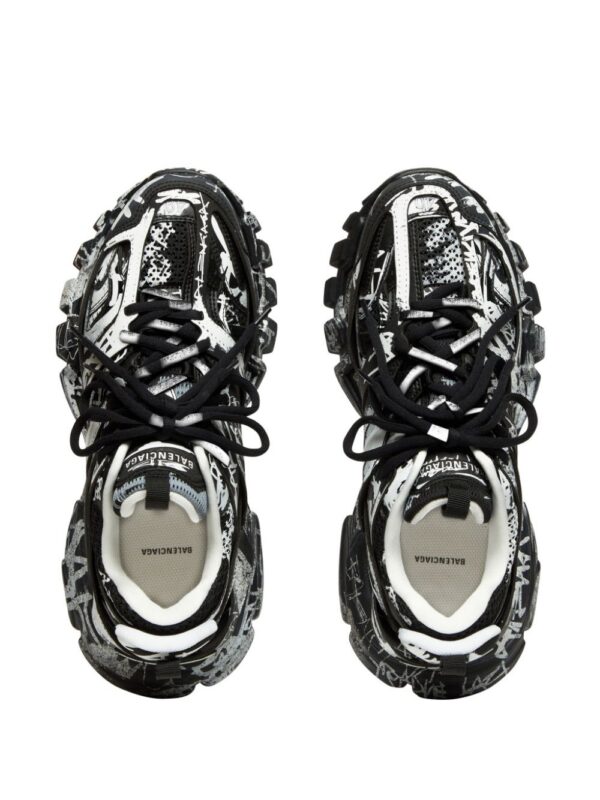 19293683_44536097_1000.jpg Balenciaga Graffiti Track sneakers