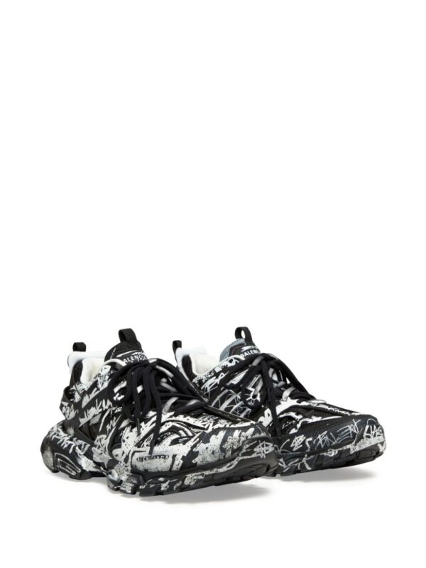 19293683_44536102_1000.jpg Balenciaga Graffiti Track sneakers