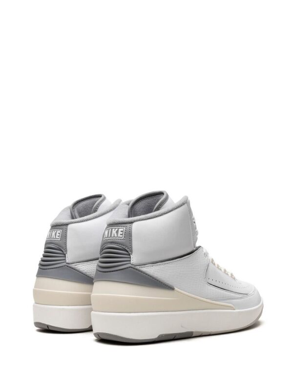 19418591_50741301_1000.jpg Jordan Air Jordan 2 sneakers