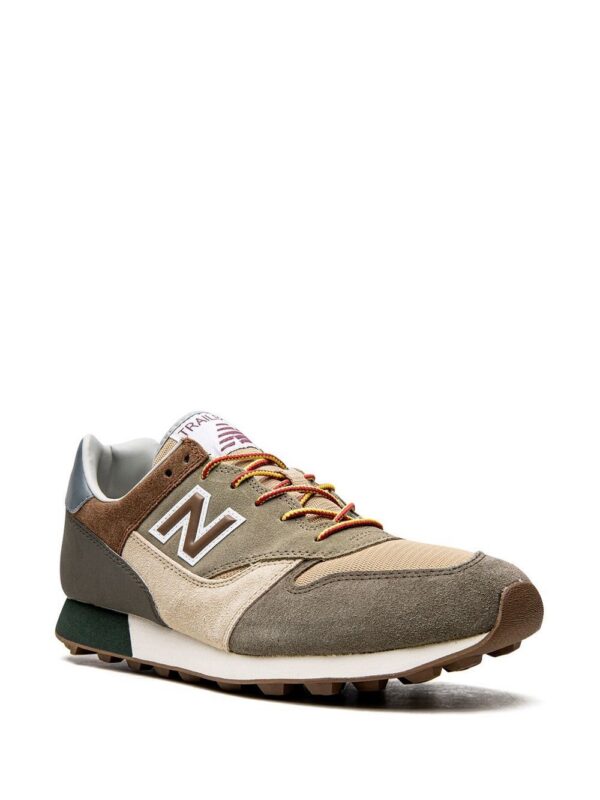 New Balance Trailbuster low-top sneakers