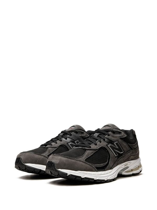 19525310_43518213_1000_3df1c853-7a3d-4dcc-b9db-e4a88d0a260e.jpg New Balance 2002 "Dark Grey" sneakers