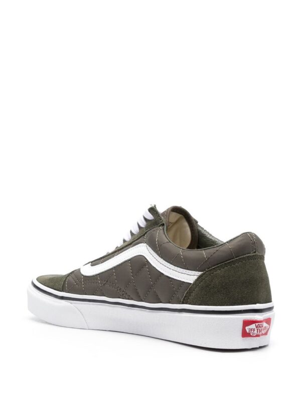 19831652_50201322_1000.jpg Vans Old-Skool low-top sneakers